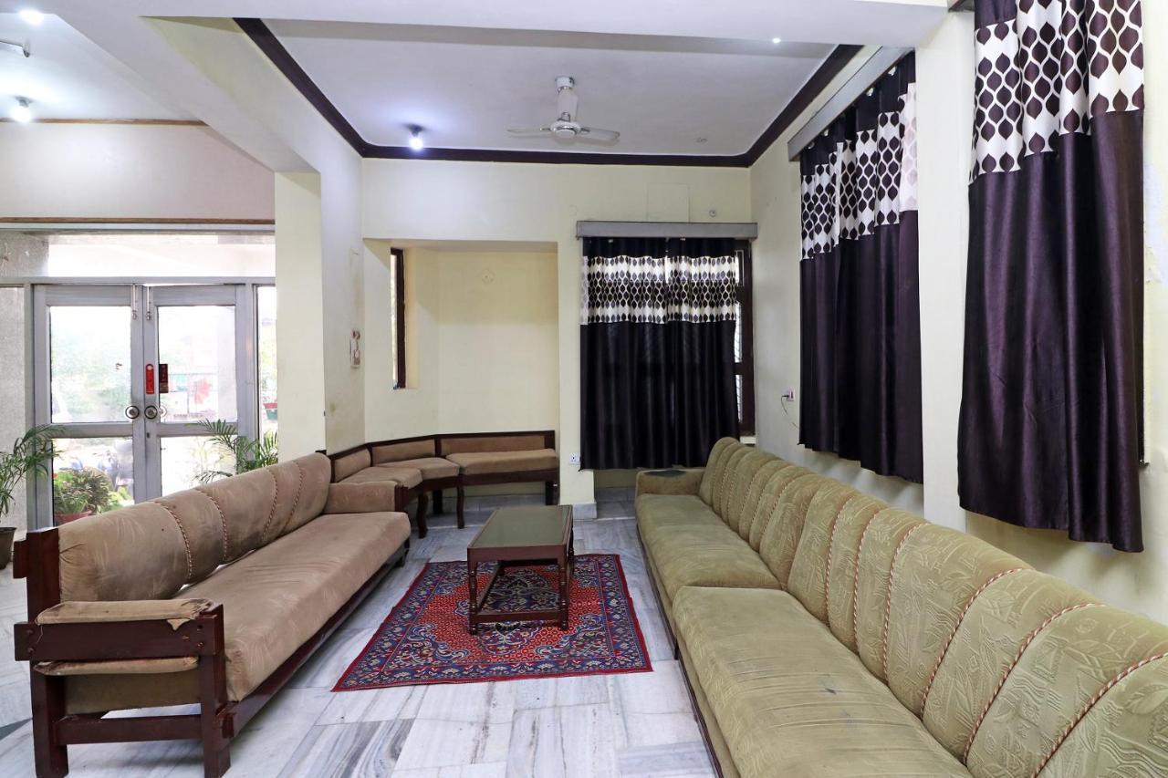 Oyo 16112 Hotel Uruvela International Bodh Gaya Exterior photo